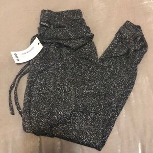 NWT Boohoo sparkly joggers